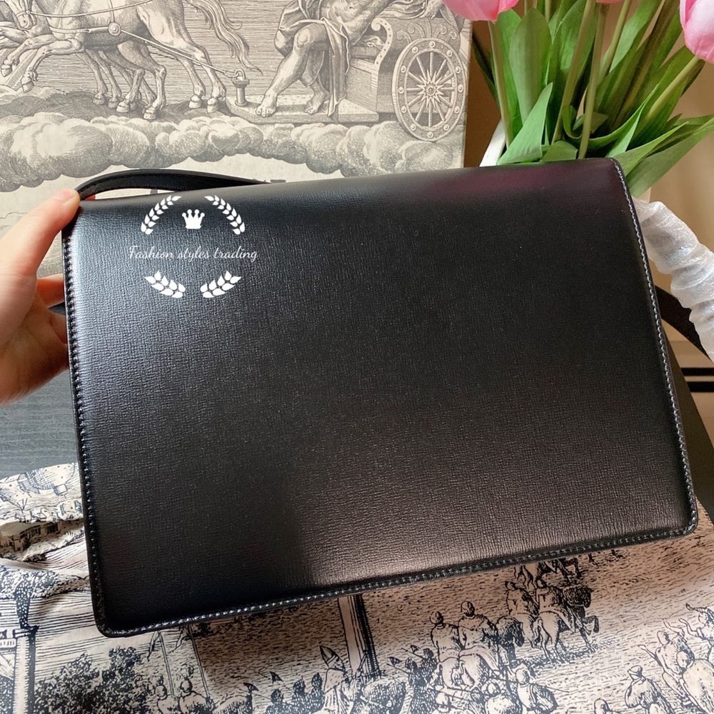 GUCCI GG-Ring Leather Shoulder Bag - Picture 5 of 13